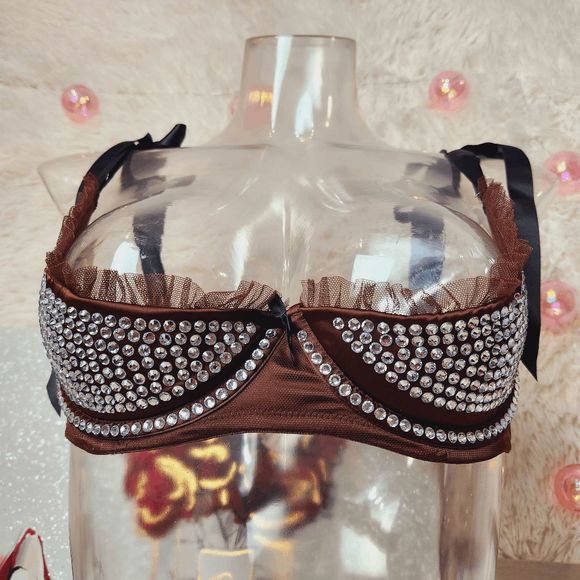 34D Victoria's Secret Rhinestones Open Quarter Cup Harness Bra NWT - Picture 9 of 9